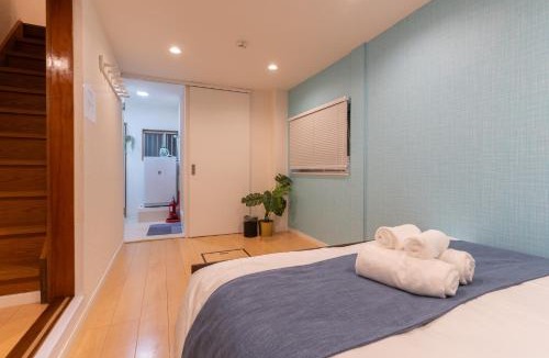 Higashinari Villa | Japanese 6PPL3LDK crayon shin-chan House