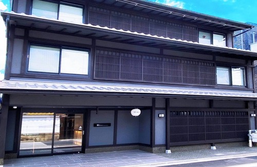 Sakyo Ward Hotel | JapaneseWestern Style Superior Twin Room for 3 p/Kyoto City Kyōto