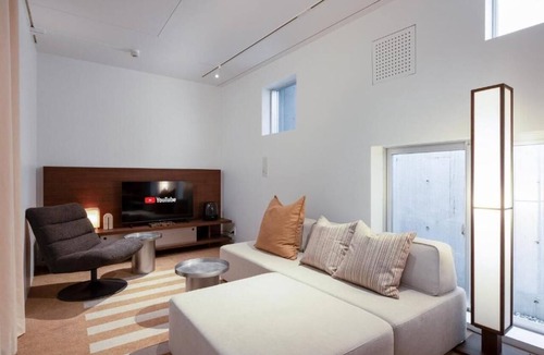 Roppongi Apartment | JAPAVISTA R4