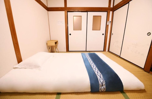 Joto House | Large Traditional Japanese House Near Osaka Castle 4BR 2 Baths Sleeps 10