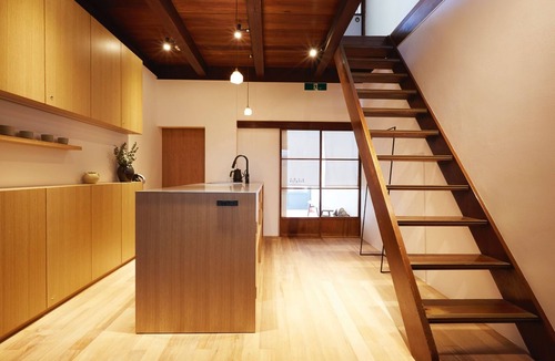 Hida Takayama Onsen House | Limited to one group per day A 100yearold traditional Japanese house Solid wood flooring and pl/Takayama Gifu