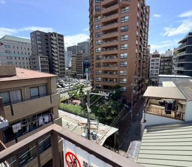 Tennoji Villa | LUCK Accommodates up to 19 people Quiet area in central Osaka Shinsaibashi Kuromon Market Namba are next to each other and transportation in the city and airport is super convenient