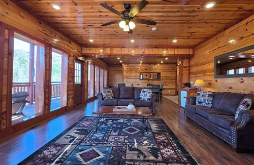 Chalet Village North Cabin | Luxe Sister Cabins, Sleeps 24, Pool, Hot Tub, Games