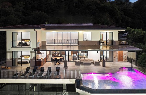 Coco House | Luxury 5 Bedroom Villa with Panoramic Ocean Views and Infinity Pool