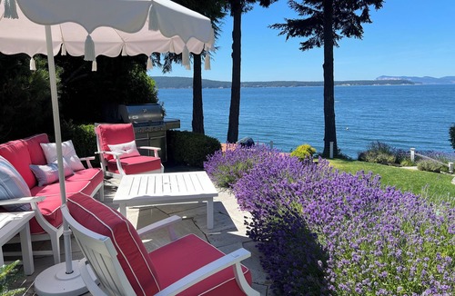 Eastsound House | Magnificent up-close WATERFRONT "SunBright Le Reve" Premier Westside Orcas