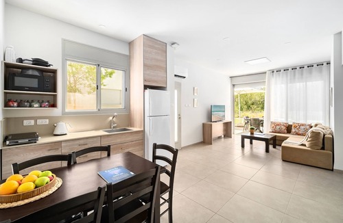 Eilon Villa | Mamad Keshet Eilon Peaceful Garden Villa