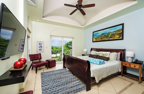 Tamarindo Apartment | Matapalo 502♆Oceanview in the 🎔 of town♆ Huge Pool Beach acss