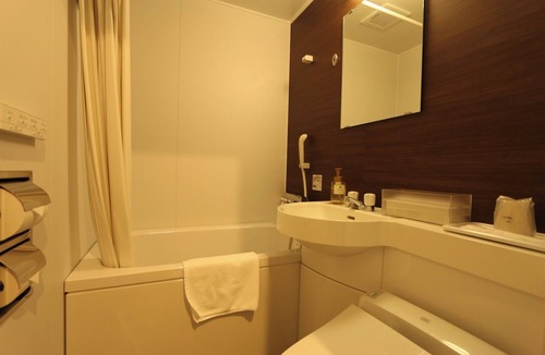 Shirahama House | Matsukaze Westernstyle room 20 square meters 2 persons Room only /Nishimuro-gun Wakayama