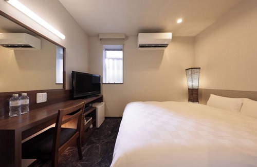 Shirahama House | Matsukaze Westernstyle room 20 square meters 2 persons Room only /Nishimuro-gun Wakayama