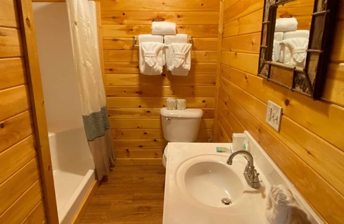 Chalet Village Cabin | Million Dollar View a 4 bedroom cabin near Downtown Gatlinburg, Tennessee.