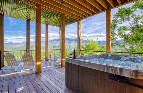 Chalet Village North House | Minutes from the Strip Downtown Gatlinburg Stunning Views Sleeps 125BathsHot Tub Pool