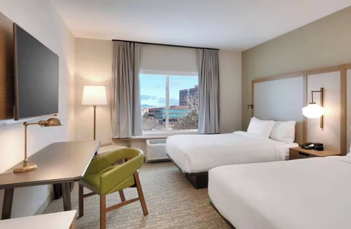 Union Square Hotel | Modern Stay w/Breakfast, Gym & Pool | Convenient Denver West Location | 2 Units