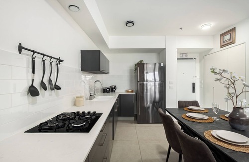 Jerusalem City Centre Apartment | MR Savyon view 2BR with 2 balcony 77