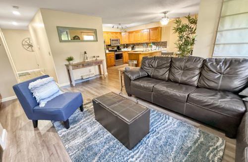 Kelleys Island House | On Island Time at Kelleys Island Condo!