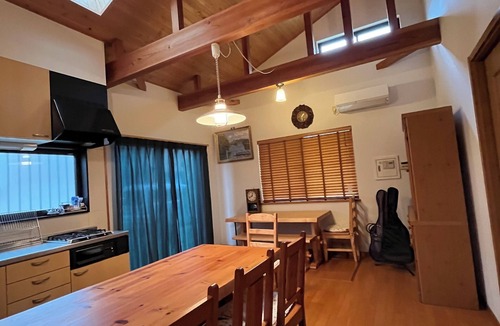 Tonosho House | Open special price/Shodoshima Island in the Seto Inland Sea/Shikai with a view of the beauty of many islands/Rental of a building/Grand piano/Tea ceremony room/Welcome drink/Pick-up service at ports and sightseeing spots on request/Free fe