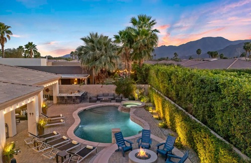 Rancho Santana House | Paradise Palms: Family fun, Salt water pool/spa, games, fire pit