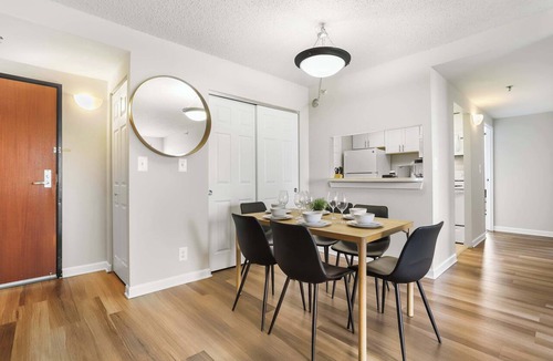 Crystal City Apartment | Prime Location | Apartment Steps from Metro