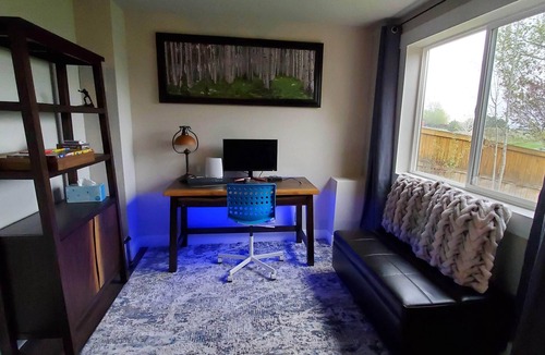 The Meadows House | Private downstairs cottage