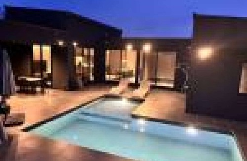 Ichinomiya Villa | Queen + 2 Double Beds + 2 Futons