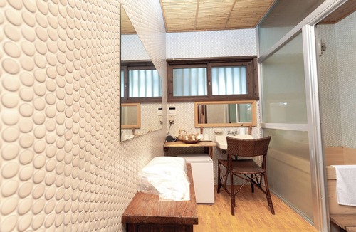 Taketomi-jima Taketomi-cho House | Quiet countryside space near the city center by car Ichi Okinawa Old House Inn