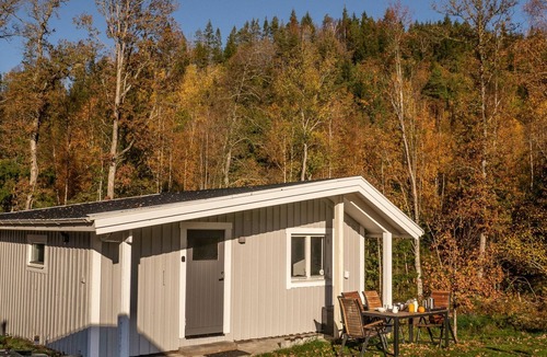 Landvetter House | Schwedisches Glück, zwischen Wäldern und einem See by Interhome