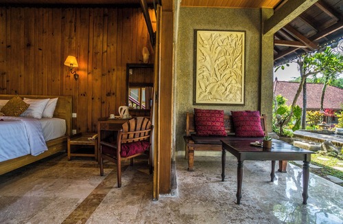Ubud City-Centre Hotel | Serene 1-bedroom hotel with AC in Ubud Center