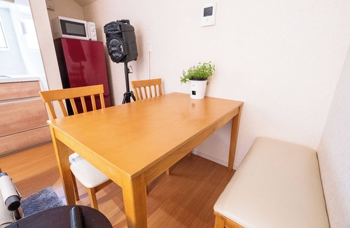 Koenjiminami House | Shinjuku 3-Bedroom Villa | 5 Min to Shin-Nakano Station | Sleeps 6