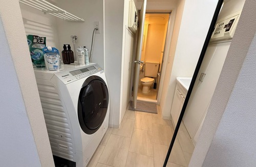 Shinjuku Apartment | Shinjuku Group Stay with Fast Wi-Fi and Workspace