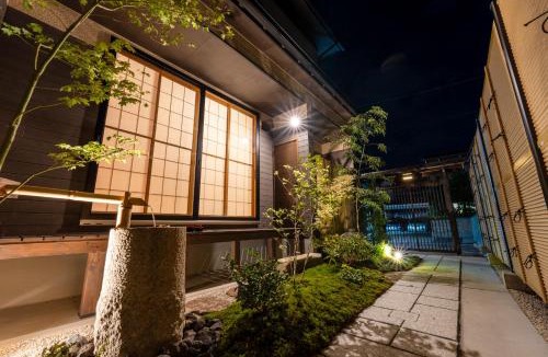 Hida Takayama Onsen Villa | Showa no Yado A - New House with Floor Heating - 2 Bathrooms - Free Parking