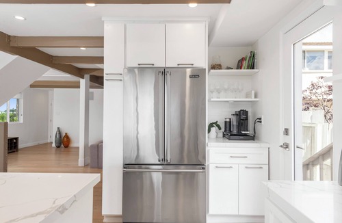 Silver Lake House | Silver Lake Hills Home with Views Patio Near Sunset Junction