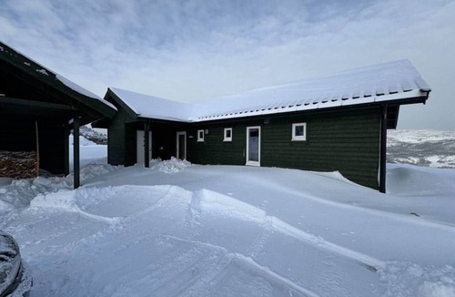 Kviteseid House | Skylark