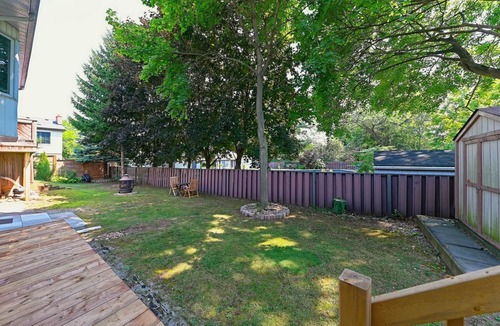 Aldershot House | SPACIOUS & FULLY PRIVATE 2BR UNIT ON GROUND LEVEl