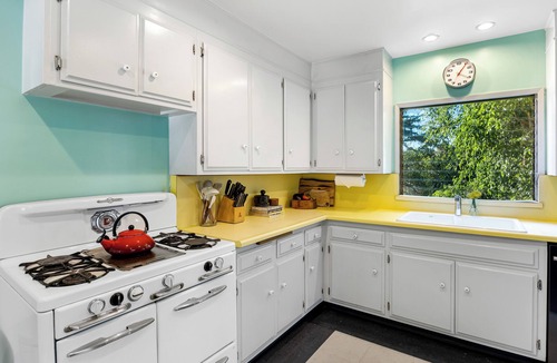 Silver Lake House | Spanish Revival Charm in Silver Lake w/Patio, BBQ & Walkable to Sunset Junction
