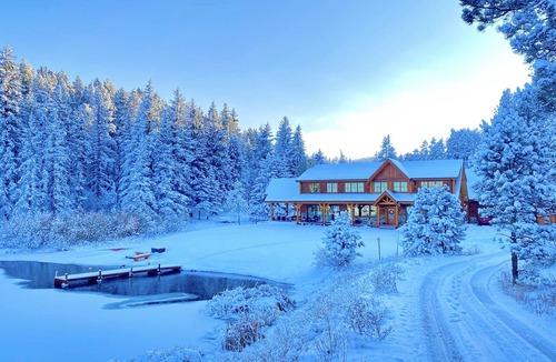 Green Valley House | Spectacular Waterfront Home in the Mountains. Welcome to Green Valley Lodge!