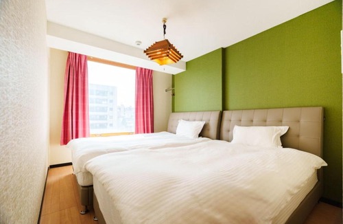 Namba Apartment | Starlight 702 - 3-Bedroom Family Suite - 2-Min Walk to Kuromon Market - Near Dotonbori & Glico Sign