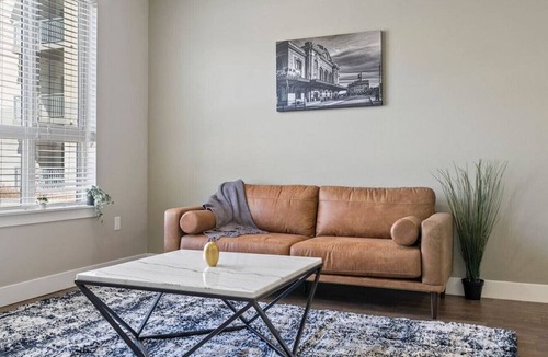 Lone Tree Apartment | Steps From Sky Ridge Medical!
