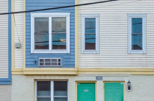 Northeast Condo | Stylish DC Condo| Free Parking | Near Union Market