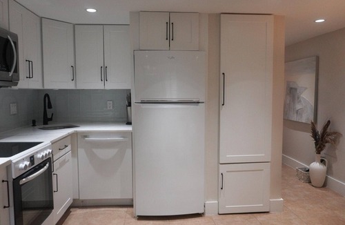 Columbia Heights Apartment | Stylish Urban One-bedroom apartment in the Heart of Columbia Heights