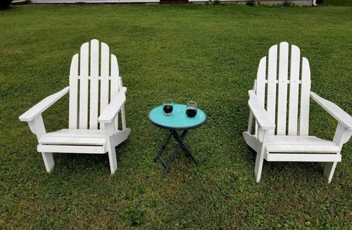 Darnestown Cottage | Sweet Chic Farm Cottage with Pool, Hot-Tub and Beautiful Sunsets in Maryland