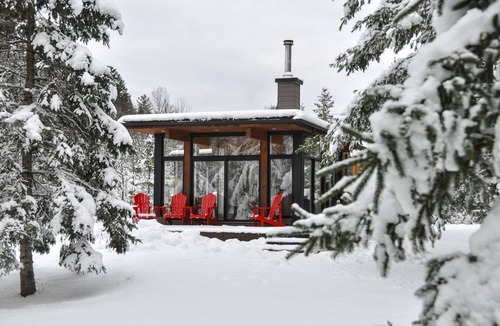 La Peche House | The Meadow