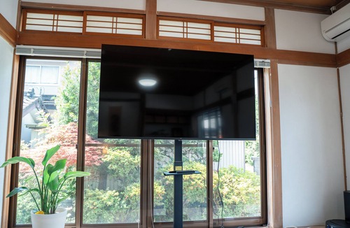 Omachi House | To Kurobe Dam, Hakuba, and Tateyama! Max. 11 people/ 4 min. walk from station/ 3 parking spaces/ Self-catering OK Large kitchen with Wi-Fi. Ideal for large groups or as a base for family vacations! Long-term stay welcome