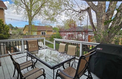Hale House | Top-Rated Bungalow Near City Park/National Jewish