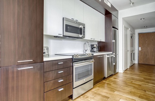 Navy Yard Apartment | Trendy Navy Yard 1BR w/Gym & W/D, steps from Nats Park, by Blueground