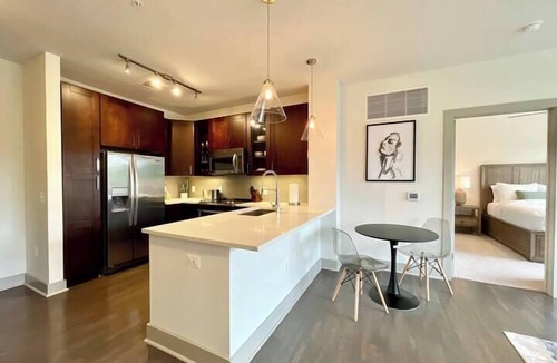 McLean Apartment | Tysons 2BR | Balcony, Pool & Fitness