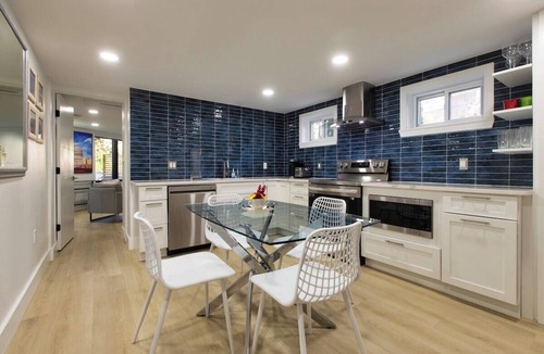 North Cleveland Park Apartment | Ultra-Modern Apartment, Pet-Friendly, Free Off-Street Parking, Steps to Metro!