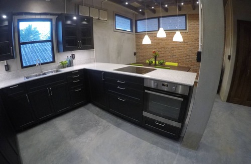 Luang Prabang House | Unique & Modern, Huge Kitchen, Great for Long Stays