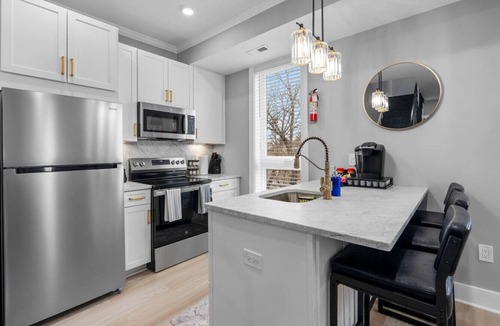 Trinidad Hotel | Urban Living at Its Best–4BR/2BACondo+FloridaAveNE