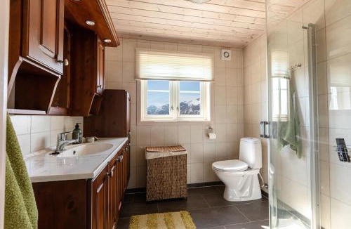Møre og Romsdal House | Valley View