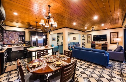 Playa Langosta House | Villas Cerca del Mar 8✦Luxury Villa, near the Beach with a Private Pool✦