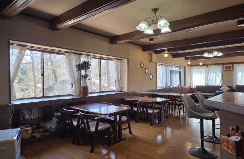 Shinano Ski Chalet | Wolke Lodge